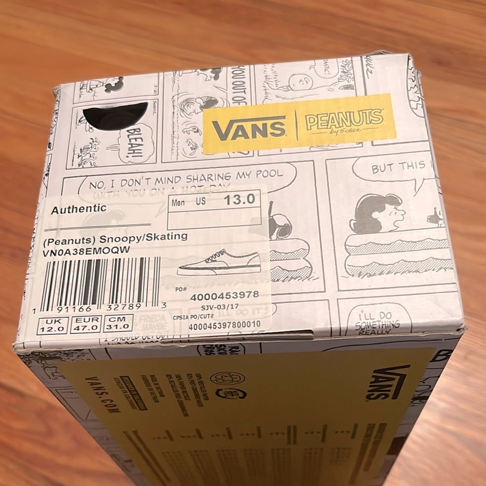 NIB Vans Men’s Peanuts/Snoopy navy and white sneakers in size 13 - Picture 9 of 9